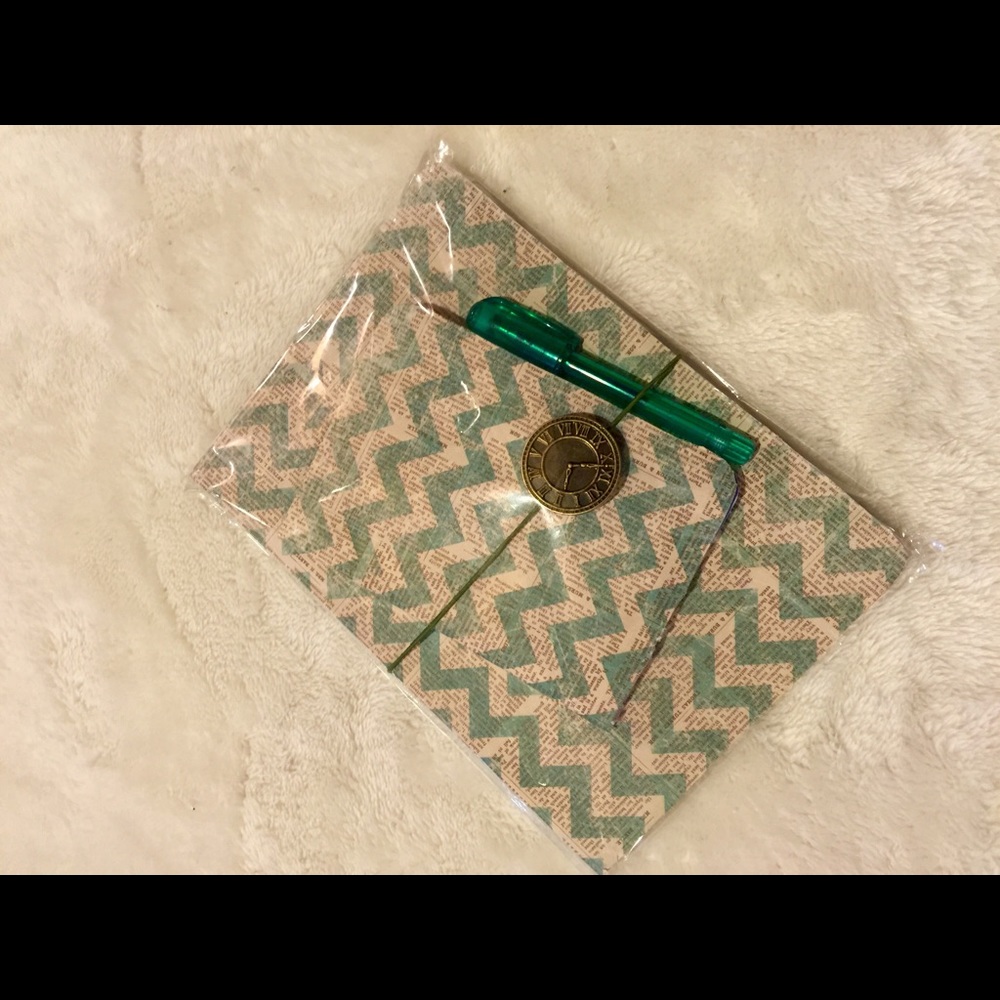 Handmade Inspired Travelers Notebook - Picture 3 of 5